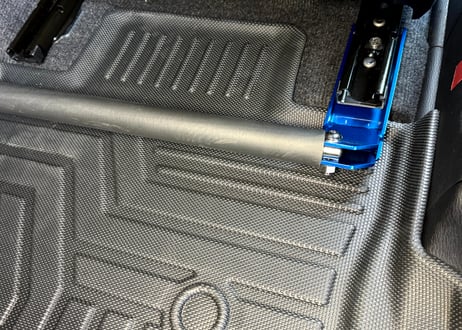【BR】TRITON LC2T 専用フロアバー　トライトンLC2T専用