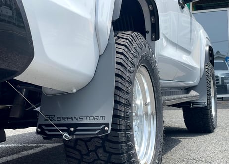 【BR】BRマッドフラップ for TRITON　トライトンLC2T専用