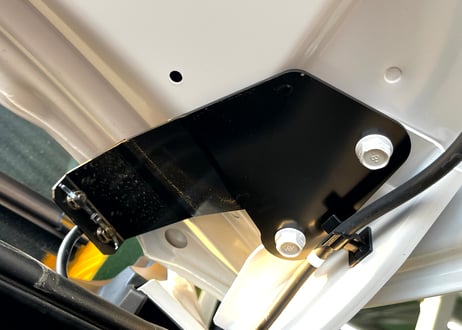 【X-Fang】トライトン/LC2T ボンネット ランプ ブラケット Bonnet Lamp Bracket　TRITON LC2T専用