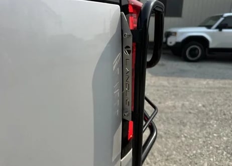 【LANDLIC】 テールレンズプロテクター　DELICA　D:5　中期型2019-専用
