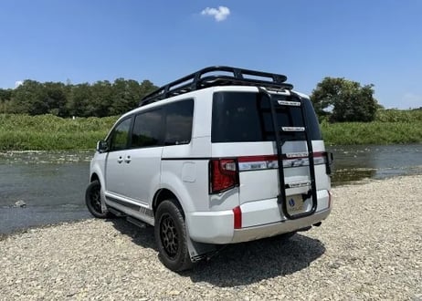 【LANDLIC】 リアラダー　DELICA　D:5　中期型2019-専用
