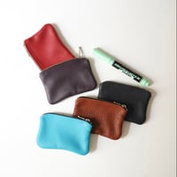 leather case / medium