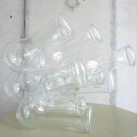 MULTI HOLE VASE / clear