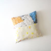 oops cushion 10 / Ph.D.