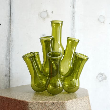 MULTI HOLE VASE / green