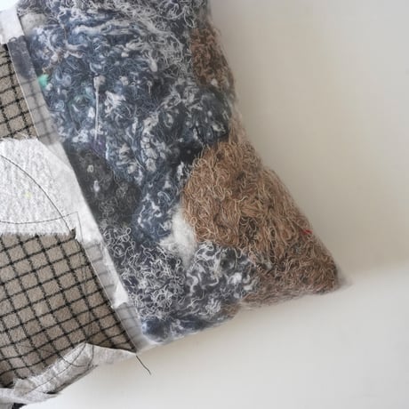 oops cushion 2 / Ph.D.