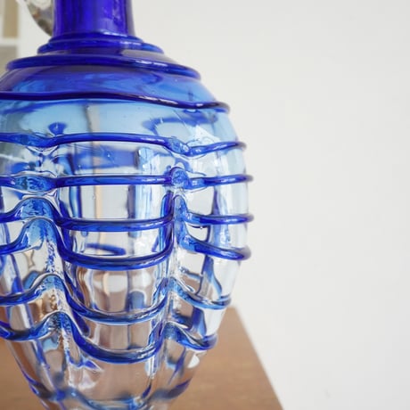 Tide Loop Vase