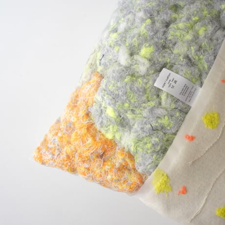 oops cushion 6 / Ph.D.