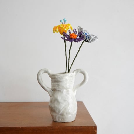 White Handle Vase / enjoy ceramic club