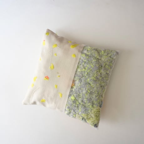 oops cushion 6 / Ph.D.