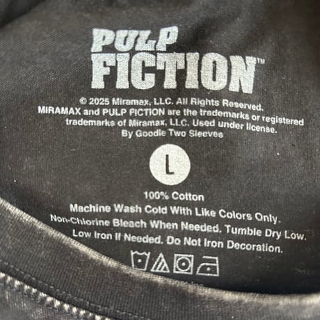 【公式新品】 PULP FICTION - DISTRESS BLACK (Back Print) パルプフィクション Tシャツ