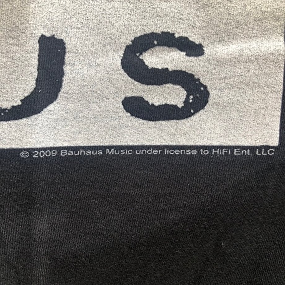 69ba69d27cf6bd6b7ecea610