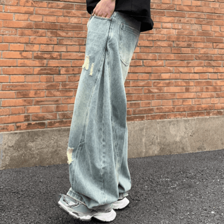 Distressed Fade Barrel Pants
