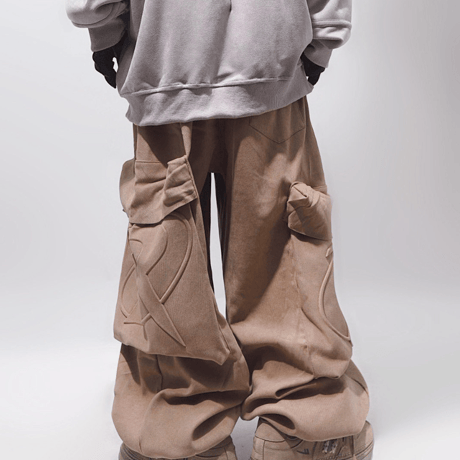 Emblem Cargo Barrel Pants-Brown