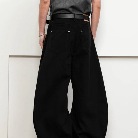 Curve Volume Barrel Pants-Black