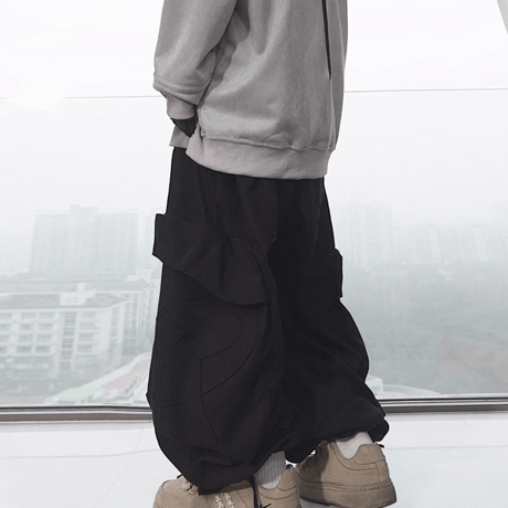 Emblem Cargo Barrel Pants-Black