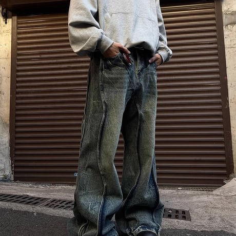 Edge Seam Barrel Pants