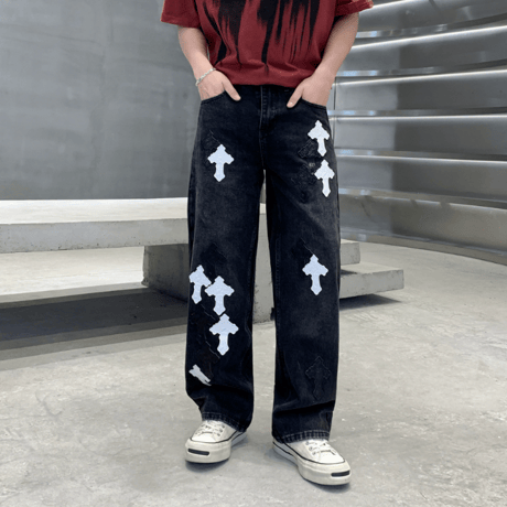 Monochrome Cross Patch Barrel Pants – Black