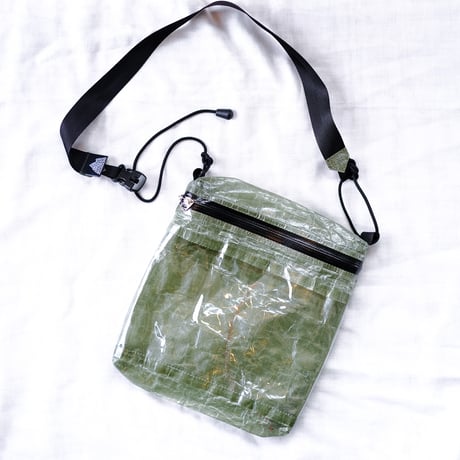 HariyamnaProductions / front pouch