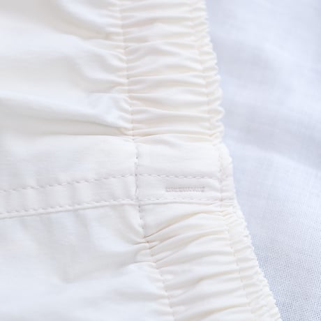 tabi ni ikou / tabi-iko shorts White