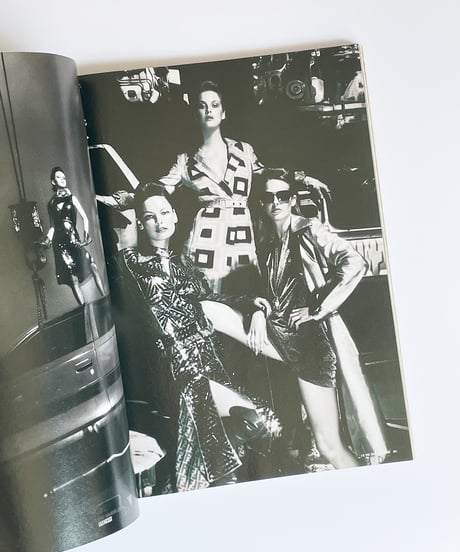 【i-D Magazine】 no.201 September 2000 ビョーク -The Original Issue-