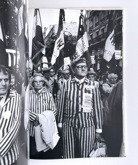 CLOSE UP | WILLIAM KLEIN