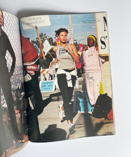 【i-D Magazine】no.207 march 2001 ケイト・モス