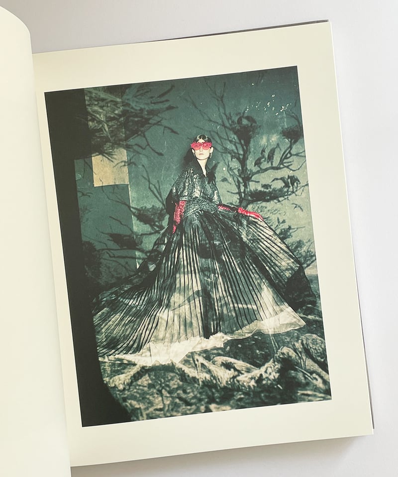 DIOR IMAGES | PAOLO ROVERSI パオロ・ロベルシ | BOOK RAMP