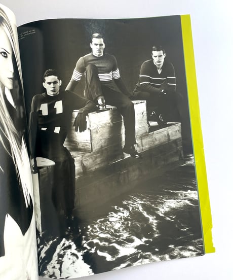 Emporio Armani Magazine no.16 エンポリオ・アルマーニ マガジン