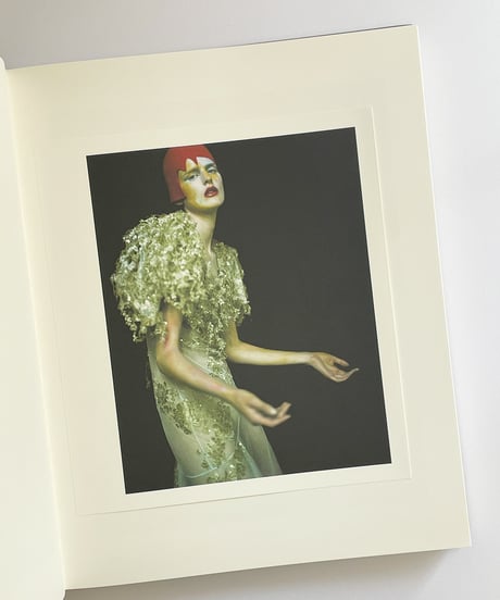 DIOR IMAGES | PAOLO ROVERSI パオロ・ロベルシ