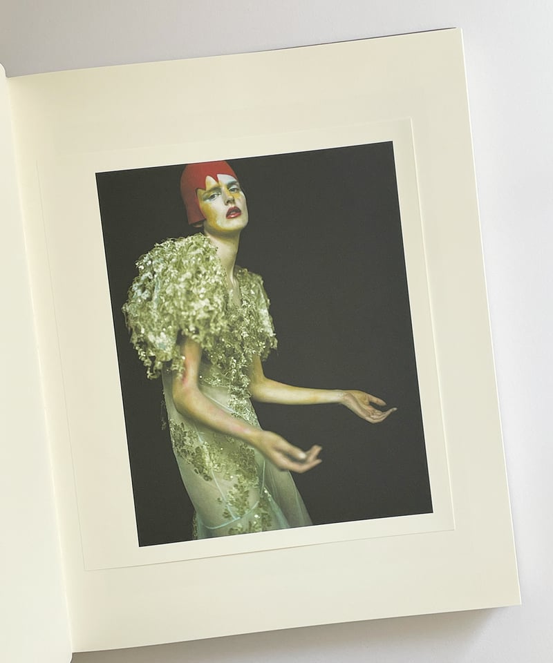 パオロ・ロヴェルシ Paolo Roversi写真集 DIOR IMAGES | PAOLO ROVERSI パオロ・ロベルシ | BOOK RAMP