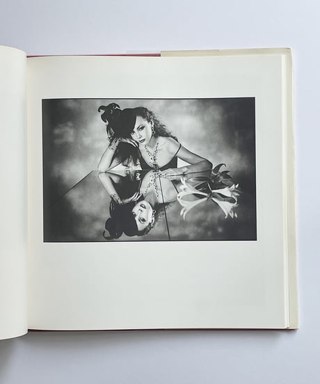 MRS. DAVID BAILEY PAR DAVID BAILEY (デヴィッド・ベイリー)
