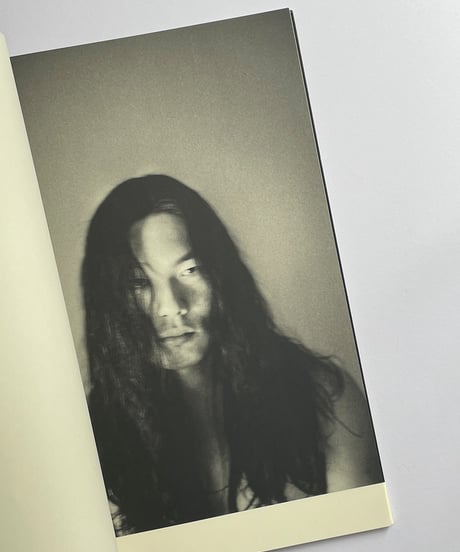 黒闇 | 野村佐紀子(Sakiko Nomura)