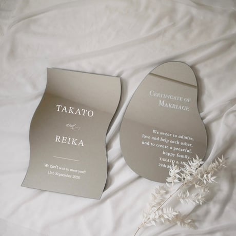 set   -Place book - welcome item - seating chart