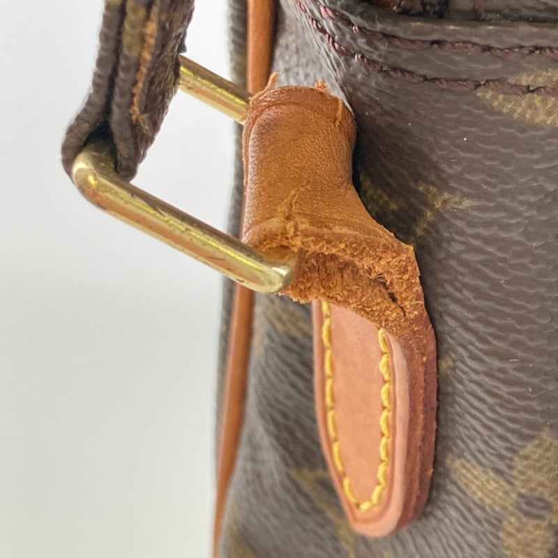 LOUIS VUITTON / ルイ・ヴィトン アマゾン ショルダーバッグ