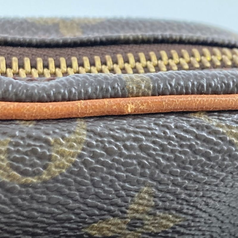 LOUIS VUITTON / ルイ・ヴィトン アマゾン ショルダーバッグ