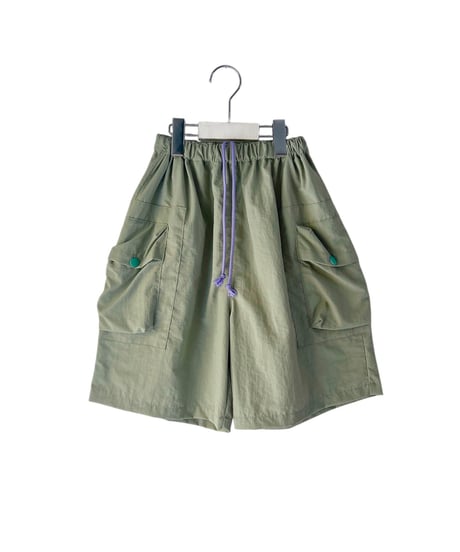 LIGHT SHELL BULKY TAFFETA CARGO SHORT PANTS