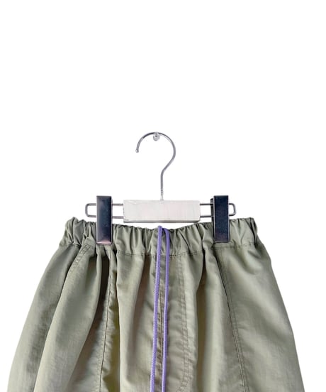 LIGHT SHELL BULKY TAFFETA BACK POCKET PANTS