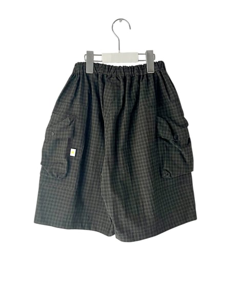 GRN PLAID CARGO SHORT PANTS