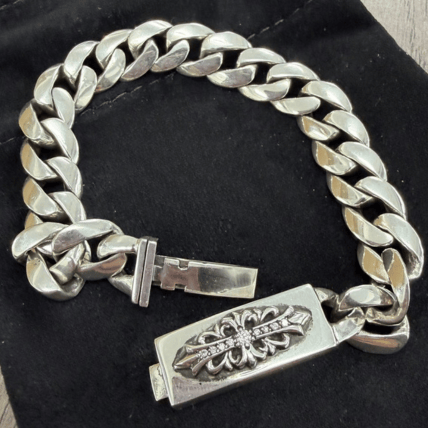 Chrome Hearts フローラルクロス ベイビーIDブレスレット ダイヤ