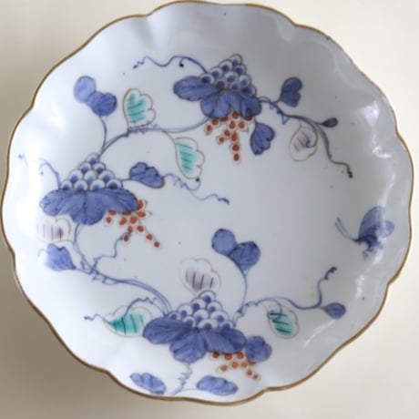 伊万里焼 染付 葡萄文 色絵 金彩 中皿 21cm アンティーク o-7