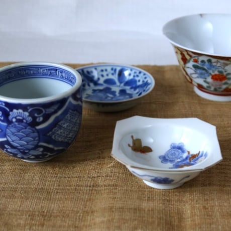 古伊万里　蝶・菊文　金採　八角小皿　江戸後期 o-43