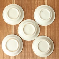 白磁｜寿文 陰刻 小皿｜光で浮かぶ美しい文様①～⑤　o-83