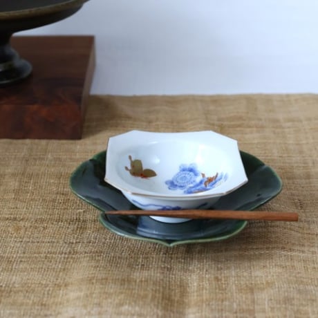 古伊万里　蝶・菊文　金採　八角小皿　江戸後期 o-43