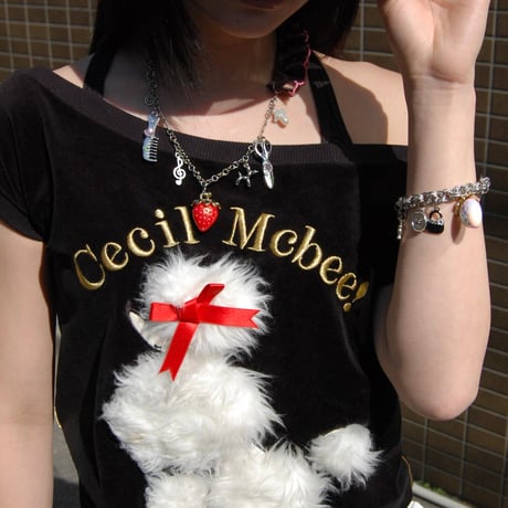 Noir Frill Charm Necklace - valen