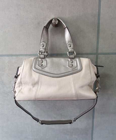 coach hand bag
