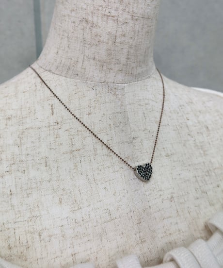 heart pendant necklace