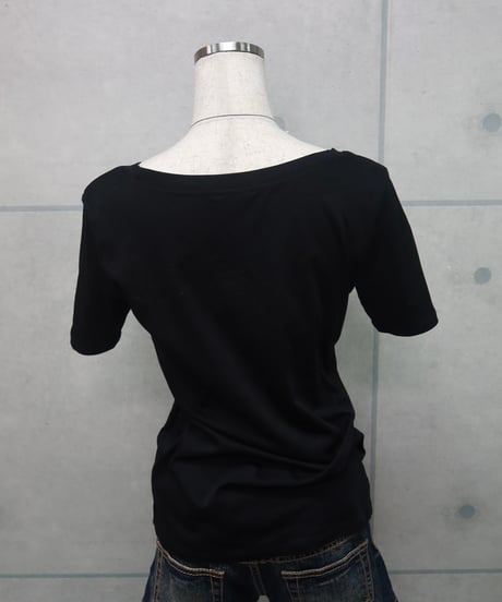chain print tee