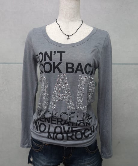grey rhintestone graphic long sleeve tee