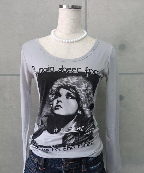 graphic print long sleeve top